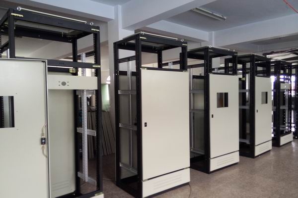 乌坡镇控制柜-控制柜布线要求